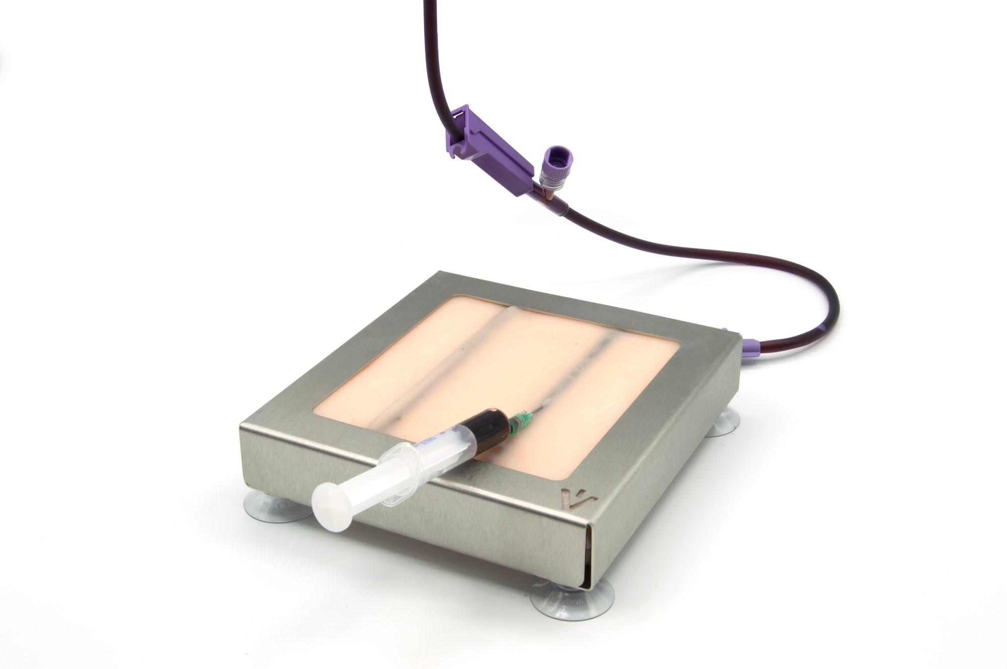 Wenn das Blut fließt, wurde die Vene richtig getroffen.