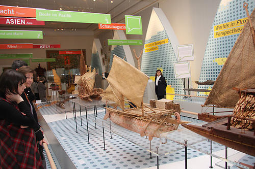 "Anders zur Welt kommen: Das Humboldt-Forum im Schloss. Ein Werkstattblick“ heißt die Ausstellung im Alten Museum, die bis zum 17. Januar besichtigt werden kann