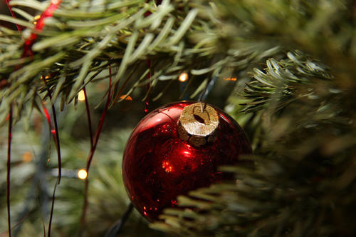 "Besinnlichkeit hat mehr mit dem Akt und der Haltung der Besinnung zu tun, als mit dem Schmücken irgendwelcher Räume oder Bäume."