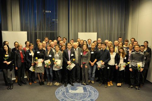 Im Februar wurden die ersten Deutschlandstipendien der Freien Universität an 32 Studierende der Hochschule vergeben.