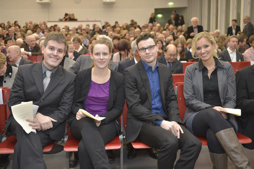 Die diesjährigen Ernst-Reuter-Preisträger (v.l.n.r.): Till Weingärtner, Paula Protsch, Thomas Grohmann und  Imke Lüders.