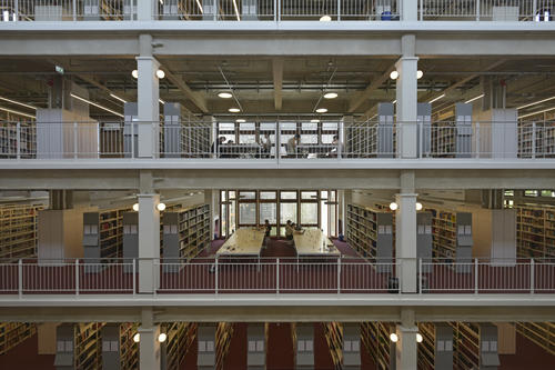 Die Bibliotheksdaten von über acht Millionen Medien ziehen Ende 2016 um.