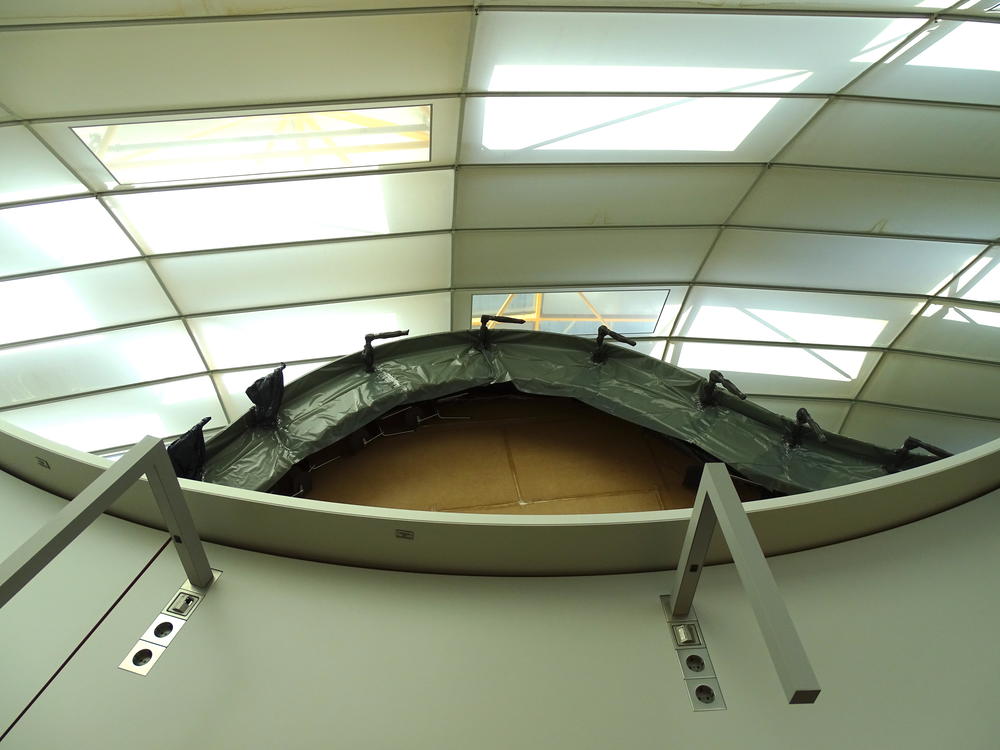 Seit August können auch die Arbeitsplätze – das Bild zeigt noch den Zustand während der Sanierungsarbeiten – nach Reservierung wieder genutzt werden.