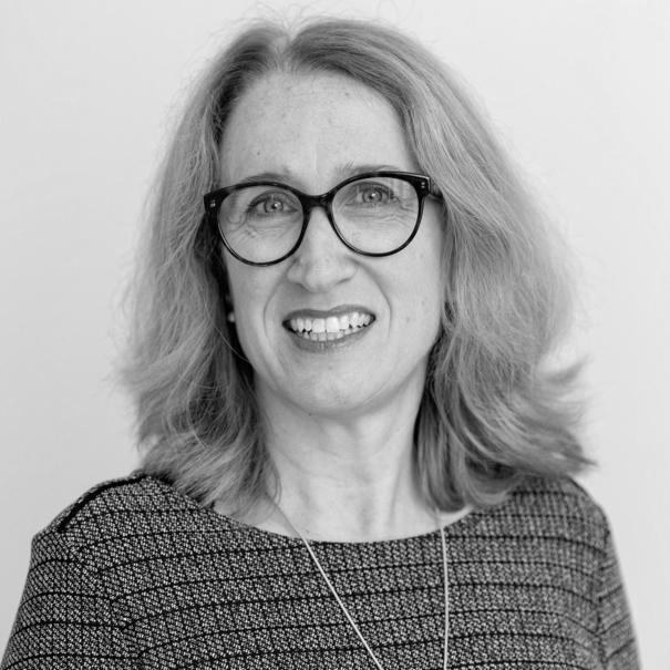 Porträtfoto von Dr. Heike Pantelmann