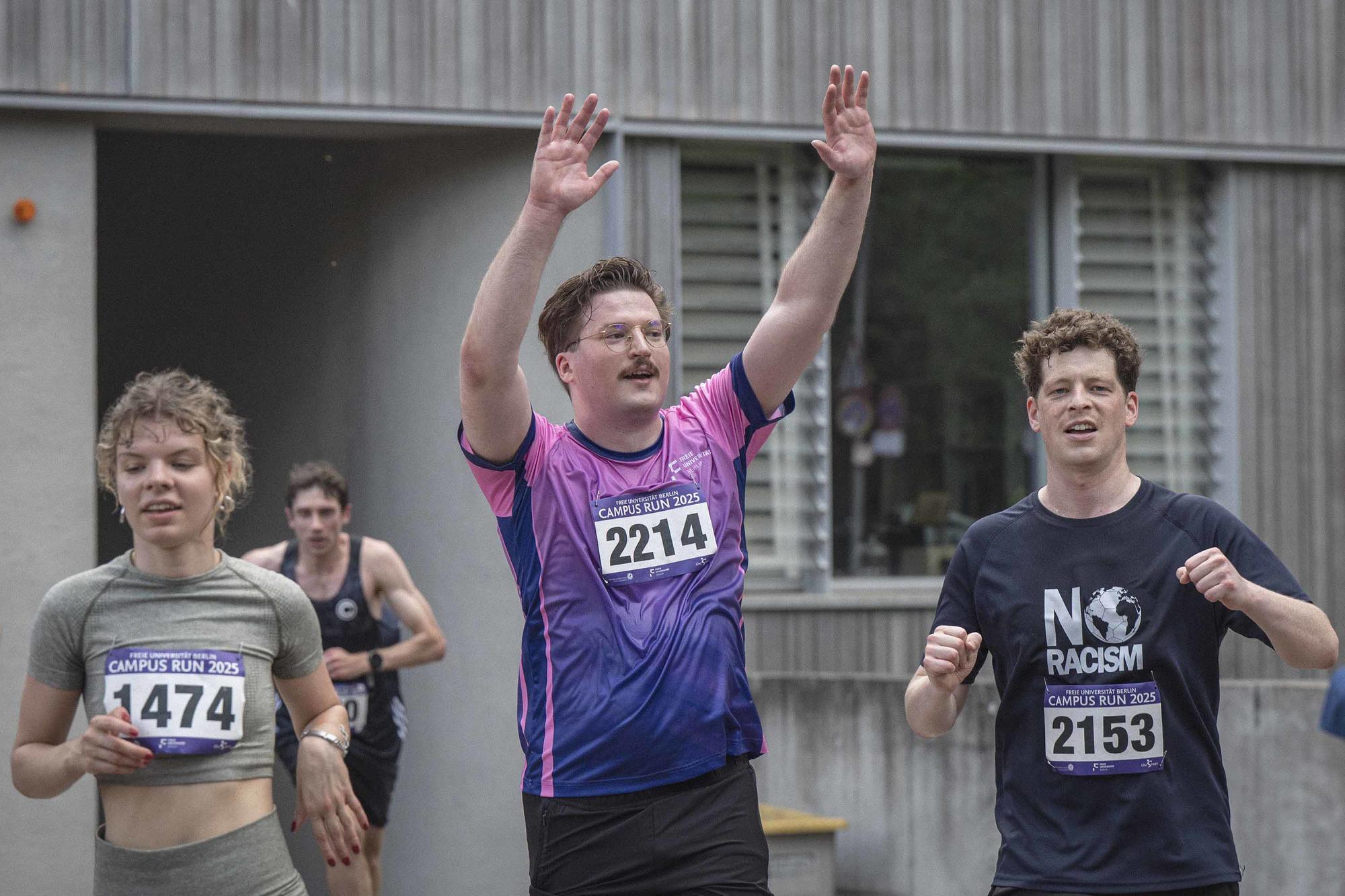 Da hatte er das Ziel schon vor Augen: Till Wachsmann, Campus-Run-Teilnehmer und Live-Berichterstatter für campus.leben.