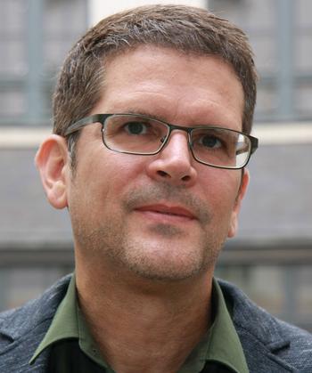 Hansjörg Dilger ist Professor für Sozial- und Kulturanthropologie