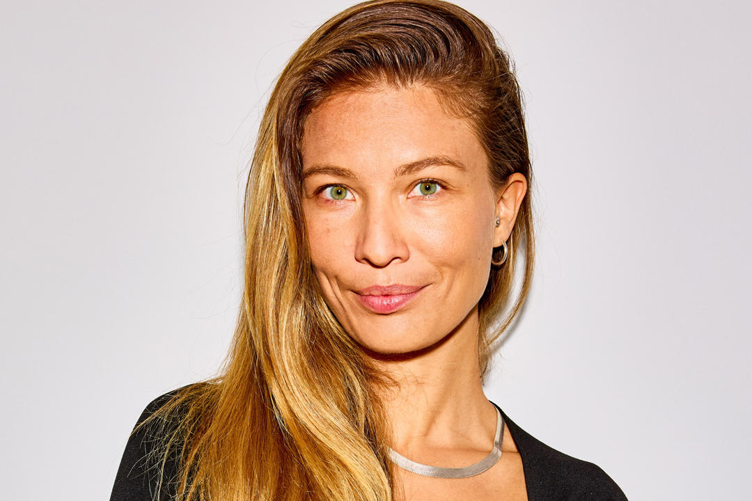 Dr. Martyna Linartas