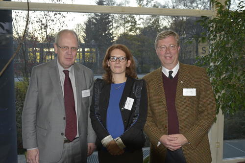 Matthias Dannenberg, Ständiger Vertreter des Kanzlers der Freien Universität, Yasmin Fischdick, Geschäftsführerin der ERG Universitätsservice GmbH, und Dirk Verheyen, Akademischer Direktor des FU-BEST-Programms.