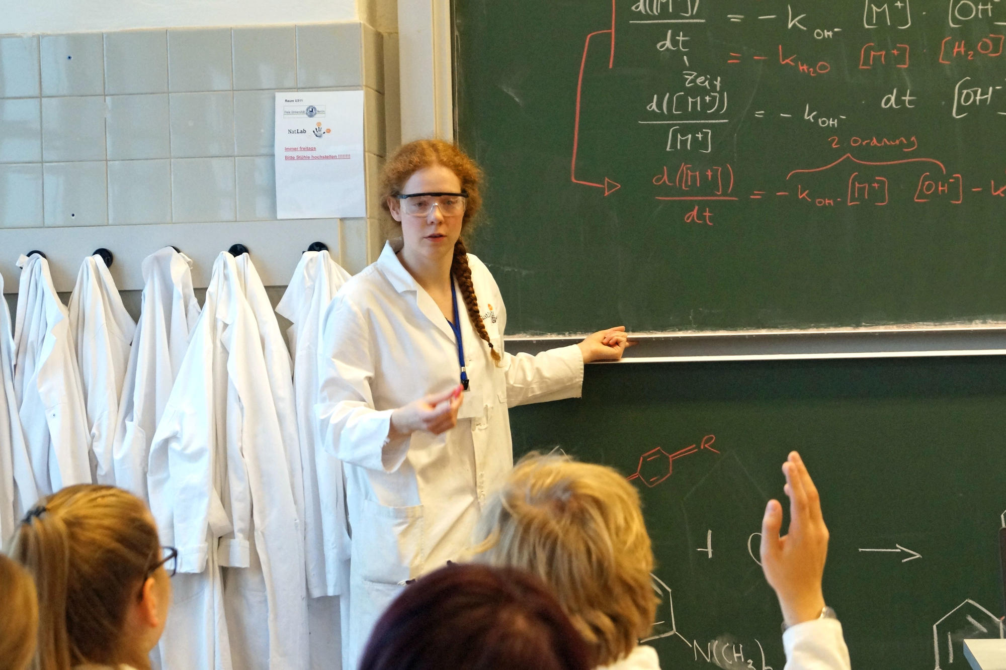 Masterchemiestudentin Clara von Randow hatte die Idee, eine Woche „Uni auf Probe“ zu veranstalten.