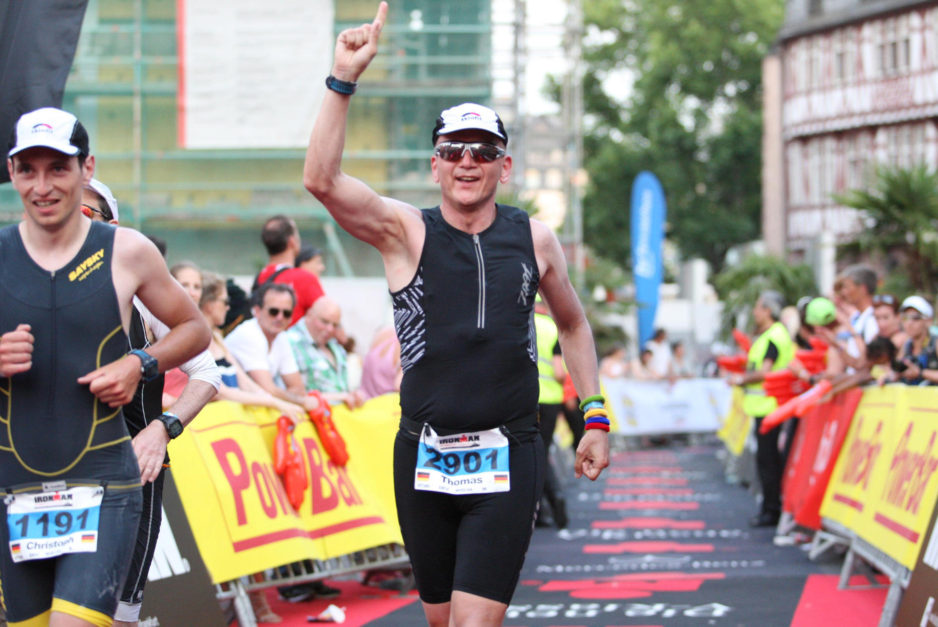 Nach vierzehn Stunden endlich im Ziel: Mit der Teilnahme am „Iron Man“ erfüllte Thomas Mellewigt sich einen Traum.