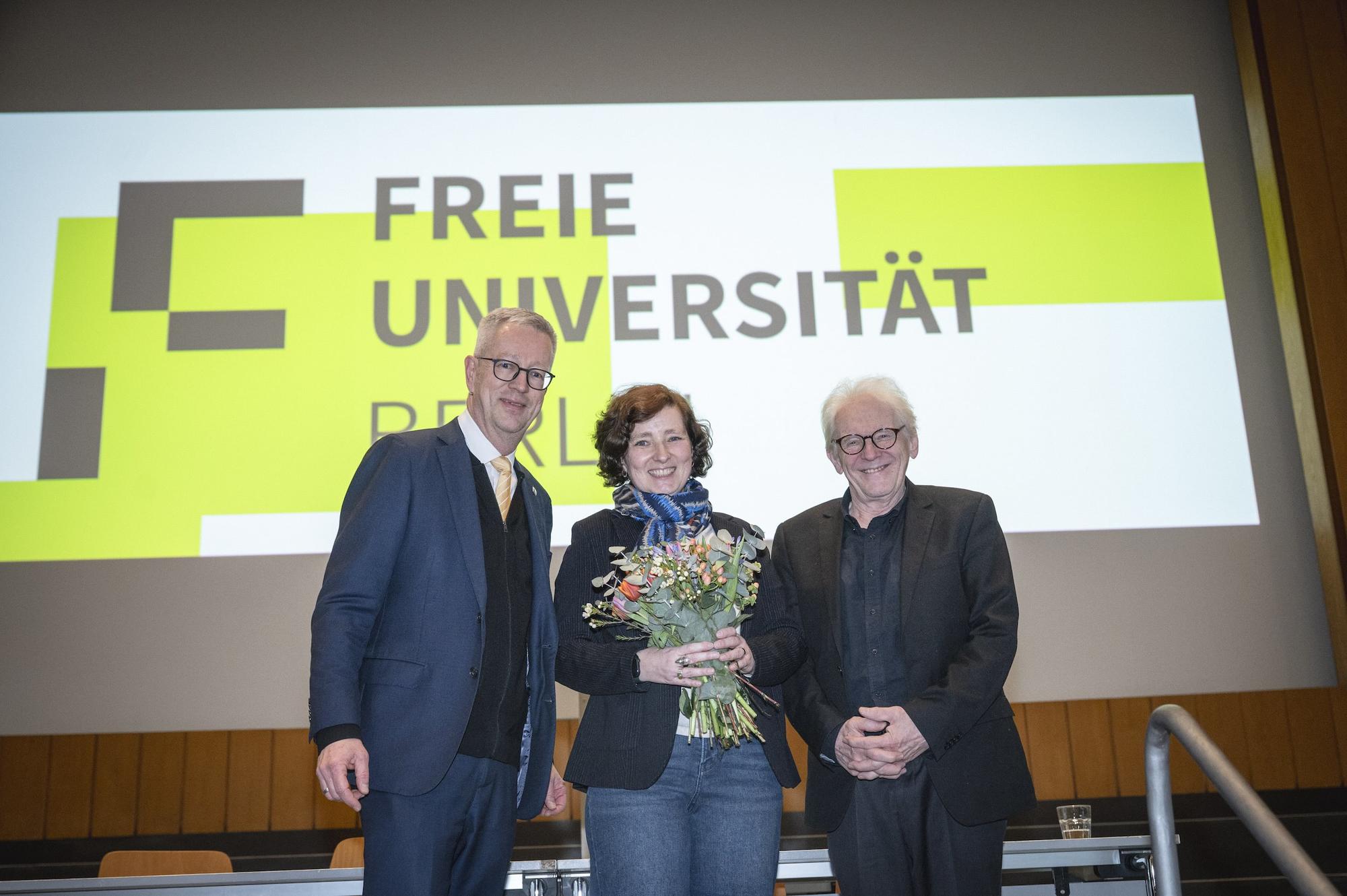Von links: Uni-Präsident Prof. Günter M. Ziegler, Kanzlerin Andrea Güttner und Prof. Karl Max Einhäupl, Vorsitzender des Kuratoriums der Freien Universität Berlin