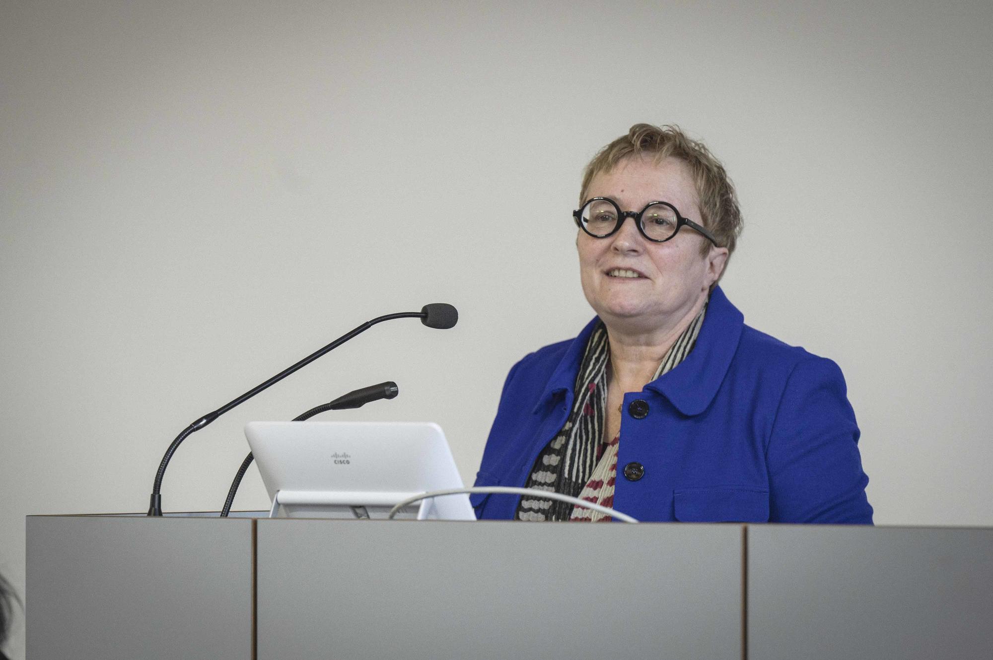 Executive Vice President of Freie Universität Berlin Professor Verena Blechinger-Talcott welcomed Saba-Nur Cheema and Meron Mendel and moderated the subsequent discussion along with Professor Rainer Kampling.