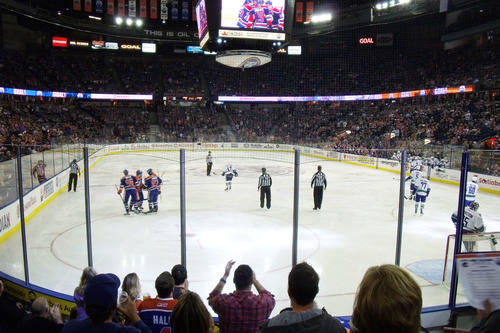 The Edmonton Oilers lost the game against the Vancouver Canucks 2:4, but it was still a great experience for Robert Brundage.
