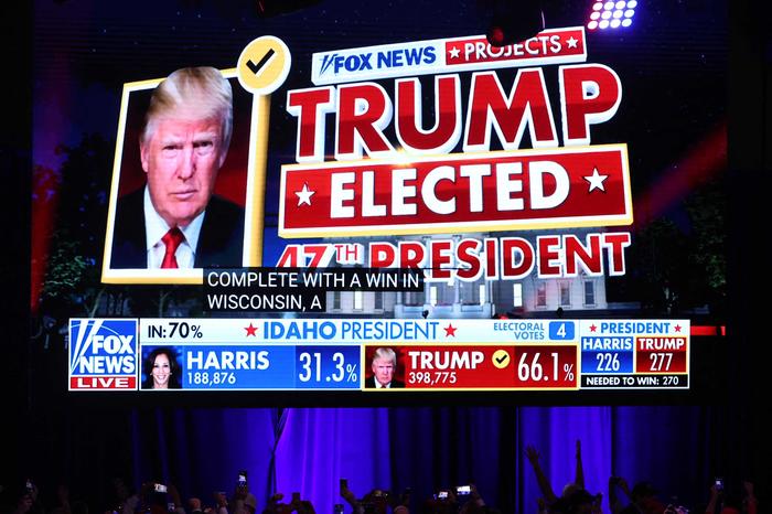  Fox News preschte vor: Der TV-Sender erklärte Donald Trump schon zum Gewinner der US-Präsidentschaftswahlen 2024, als noch nicht alle Stimmen ausgezählt waren.