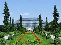 Das große Tropenhaus im Botanischen Garten