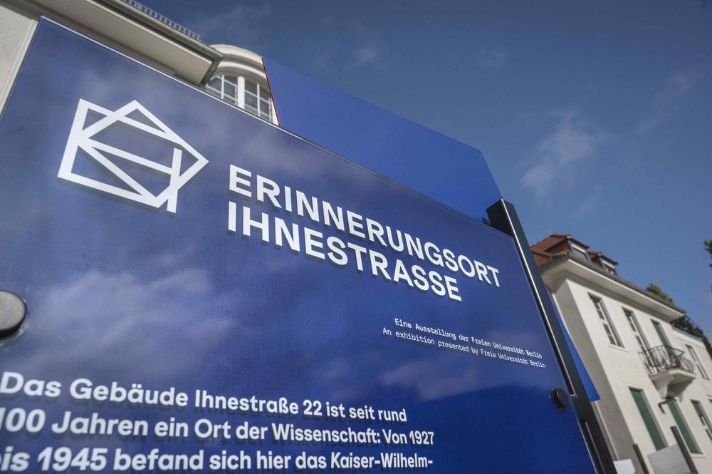 Der „Erinnerungsort Ihnestraße“ thematisiert die Verbindung von Wissenschaft und Unrecht und erinnert zugleich an deren Opfer.
