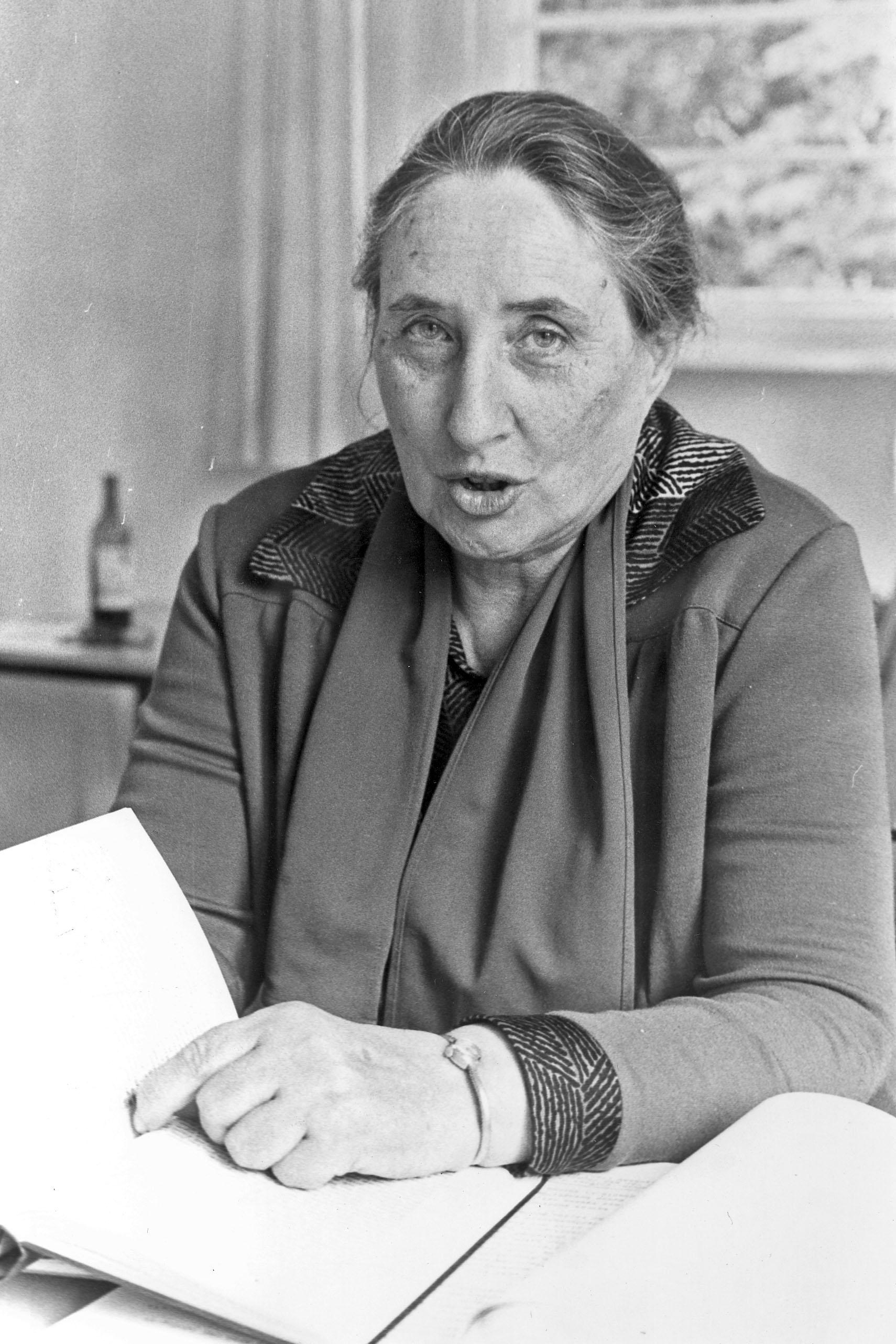 Marianne Awerbuch, Professorin für Geschichte und Judaistik und Ordinarius für Judaistik und Hermeneutik an der Freien Universität.