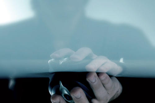 Bei Berufszweigen wie der Computerbranche mit zum Teil geringen sozialen Kontakten kann die Alexithymie lange unerkannt bleiben.