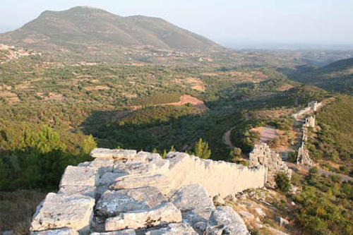 Westliche Stadtmauer von Norden gesehen.
