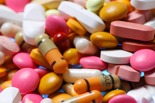 Hoffnung bei AIDS: Wissenschaftler der Freien Universität erforschen mithilfe der Mathematik Möglichkeiten, einen Wirkstoff gegen den Erreger zu entwickeln.