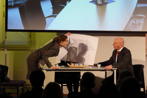 Auch heute ist Schauspiel Mittel zum Zweck: Akteure des Berliner Unternehmenstheaters Inszenio im Einsatz.