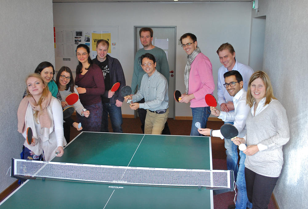 Schnelldurchlauf: Beim Gründertreffen an der Platte ist das Tempo sportlich hoch: Eine Minute hat jeder, um von den Fortschritten seiner Gründung zu erzählen.