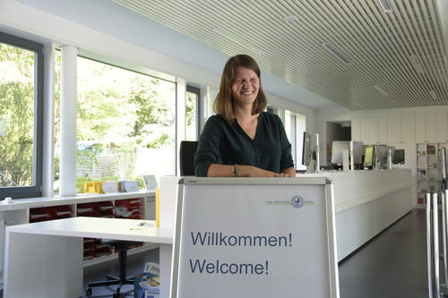 Sarah Hostmann hilft Flüchtlingen, ein Studium fortzusetzen oder aufzunehmen.