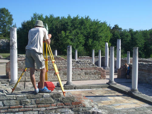 ...und herausragende Forschung, etwa im altertumswissenschaftlichen Cluster Topoi, zeichnen die Freie Universität aus.