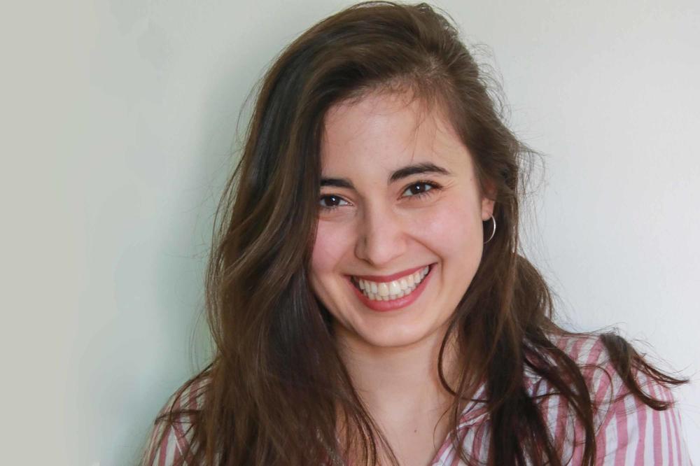 Lehramtsstudentin Alissa Çakarcan ist eine von rund 6500 Studierenden, die sich an der Freien Universität zurzeit für den Lehrberuf qualifizieren.