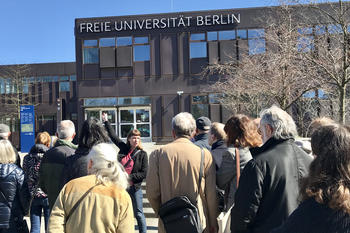 Campus tour on the history of Freie Universität