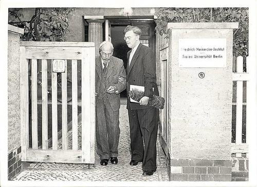 Altenstein Strasse 40 in Dahlem