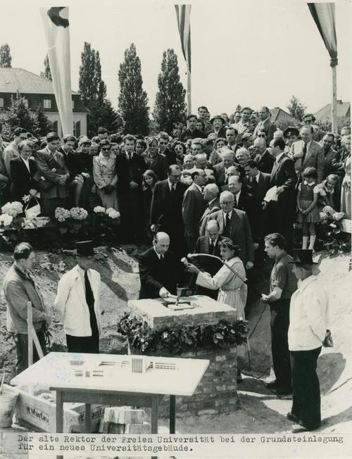 Ceremony: Laying the foundation stone for the Henry Ford Building