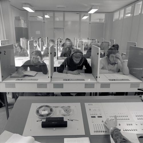 Sprachen lernen im "Sprachlabor"