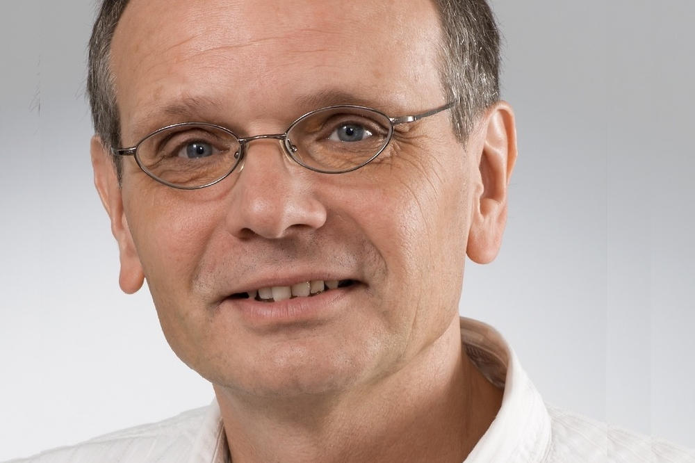 Heute arbeitet er als Professor der Biochemie an der Universität von Ostfinnland in Kuopio.