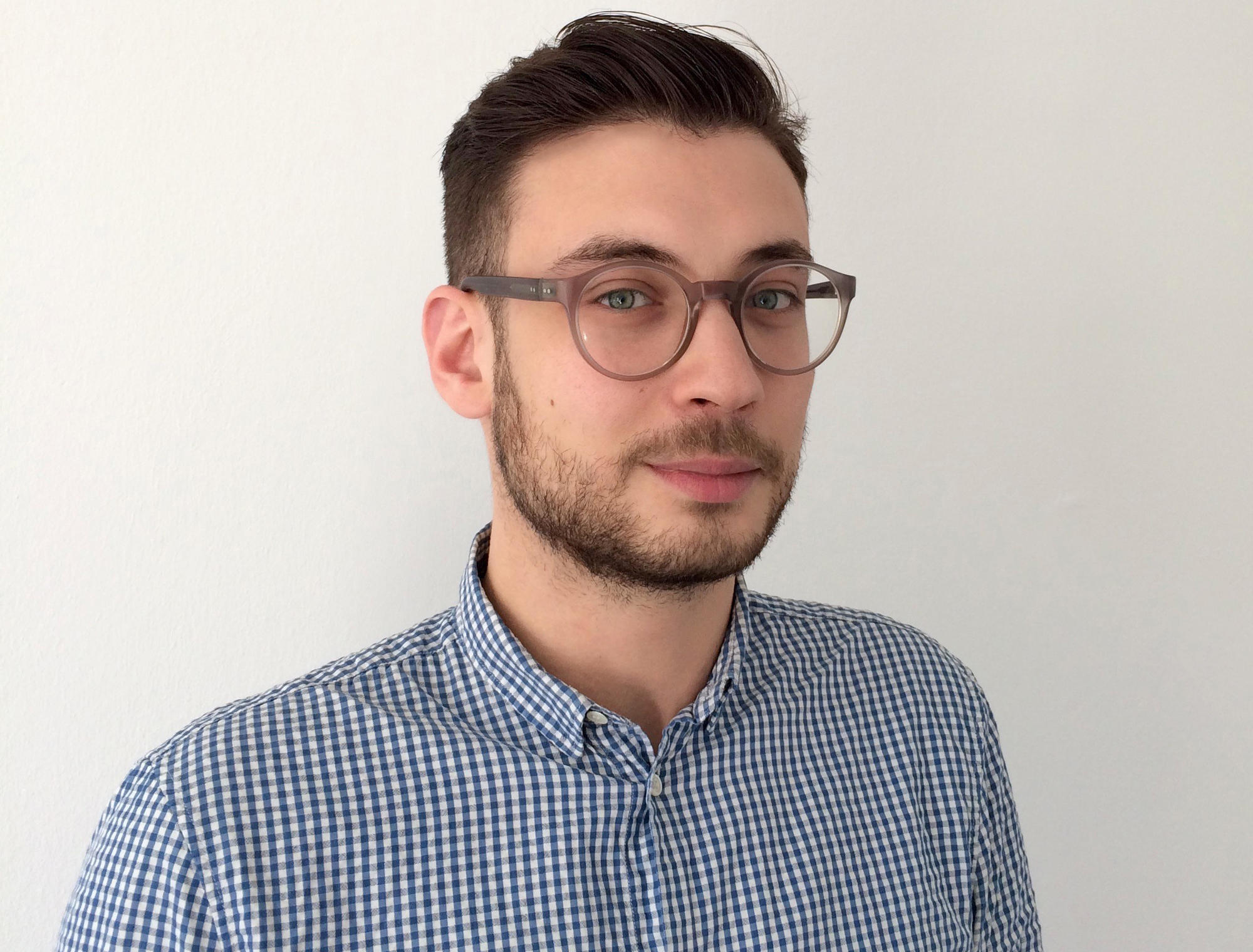 Der Betriebswirt Blagoy Blagoev promovierte zu überlangen Arbeitszeiten.