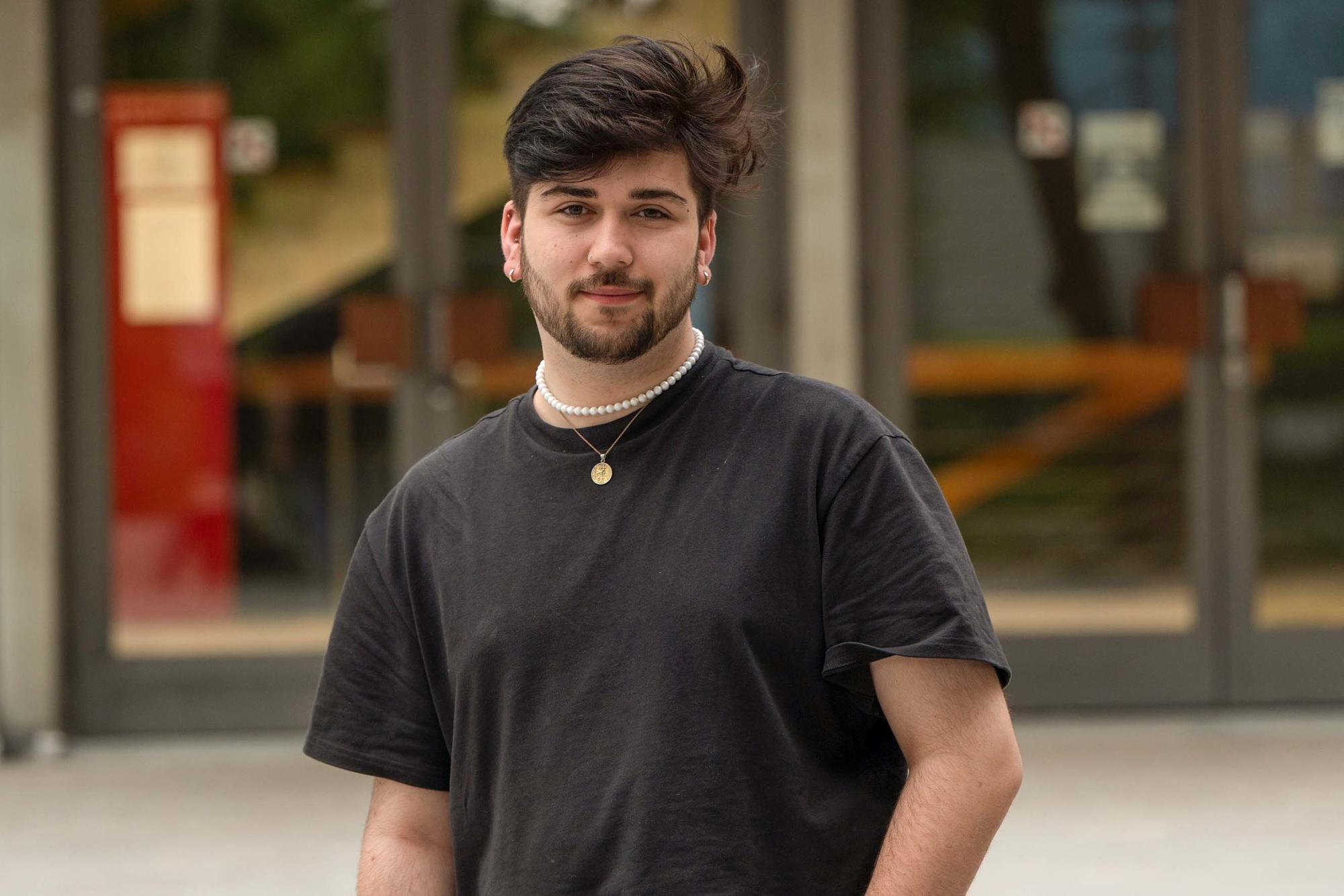 Kilian Haoues: „Diversität ist ein Thema an der Freien Universität, man kann sich entsprechend weiterzubilden.“