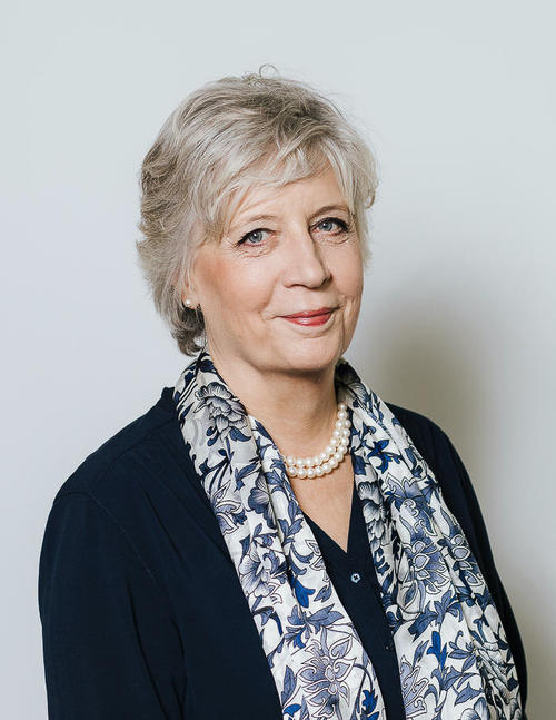 Prof. Dr. Birgitt Röttger-Rössler: „Wir haben viele Themen und Projekte aus dem Cluster auch in die Lehre getragen, was bei den Studierenden sehr gut ankam und auch Vorbehalte gegenüber dem Cluster abbauen half.“