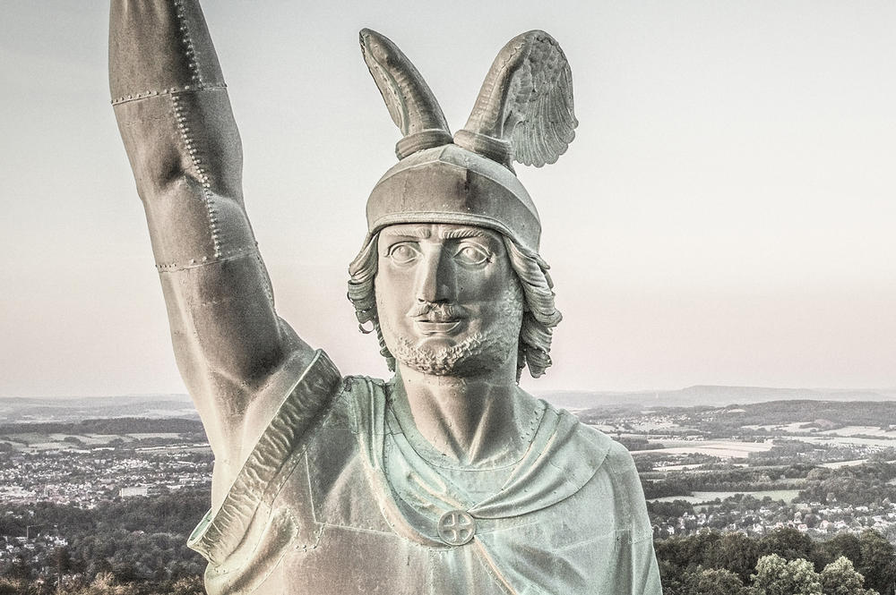 Antike im Zerrspiegel politischer Ideologien