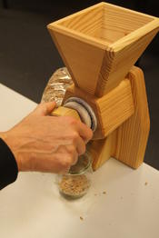 Lernstation 1: Vom Korn zum Brot und dann ab in die Tonne?