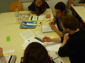 Beim Textanalyse Gruppenpuzzle