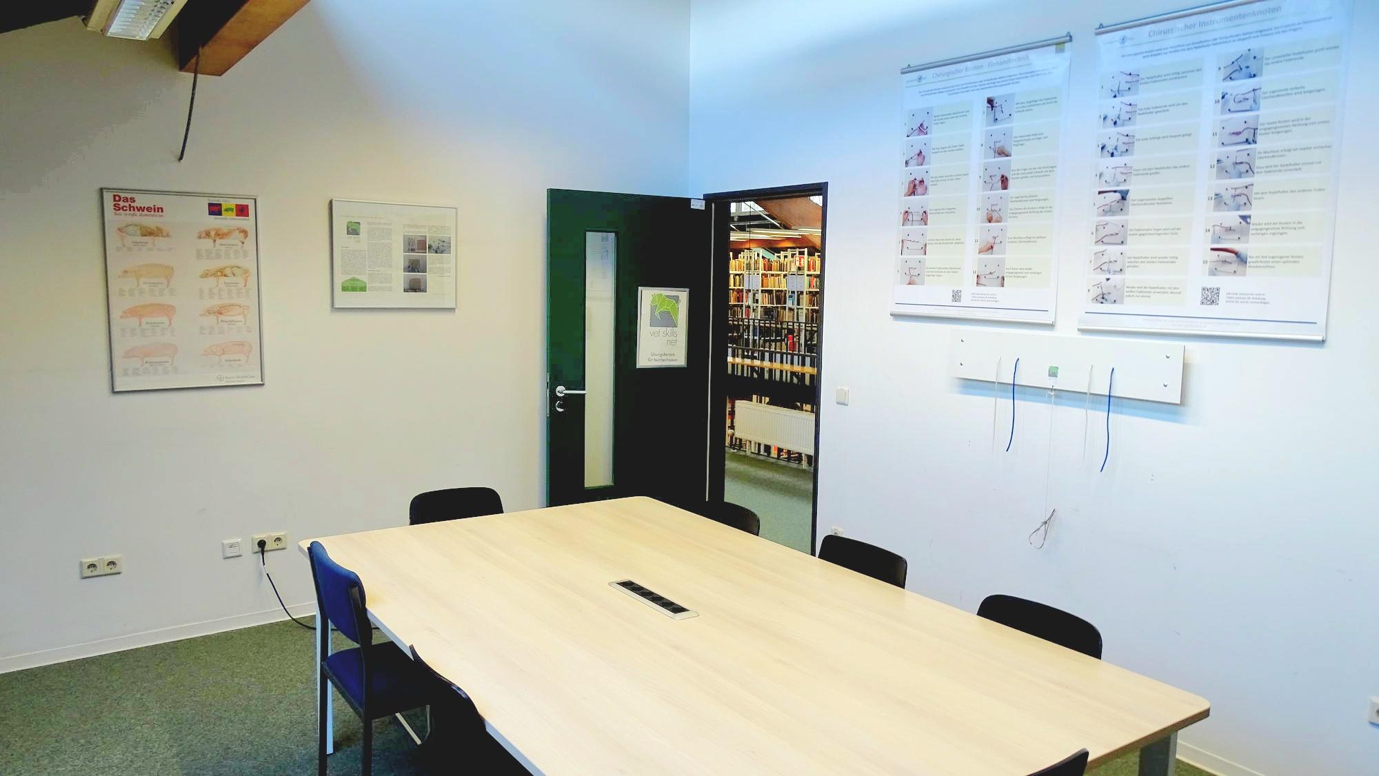 Fachbibliothek Veterinärmedizin (Oertzenweg 19b, Campus Düppel)