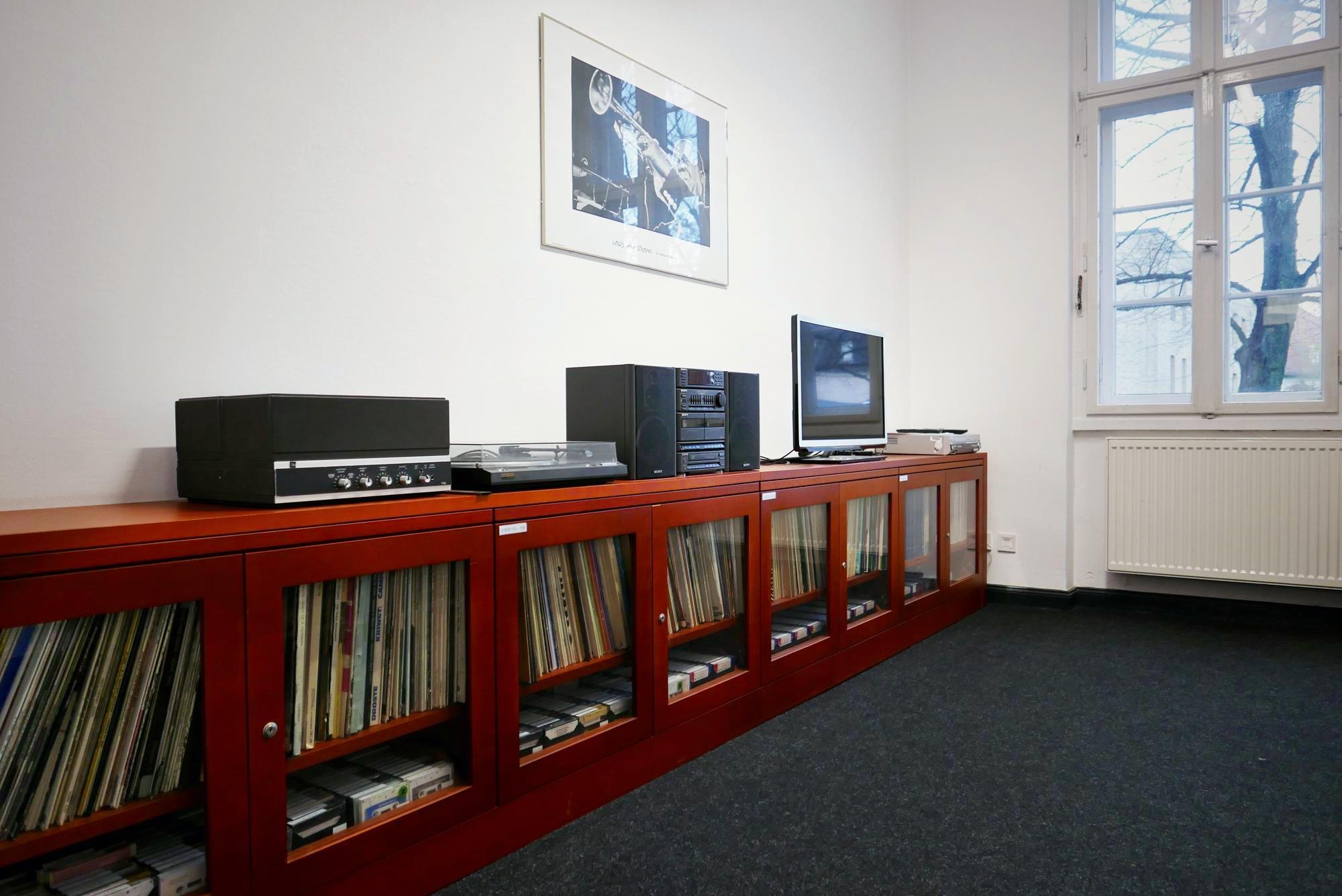 Fachbibliothek Nordamerikastudien (Lansstr. 7–9)