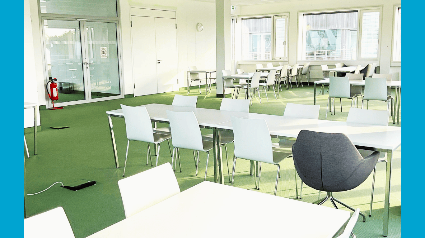 Campusbibliothek (Fabeckstr. 23/25)