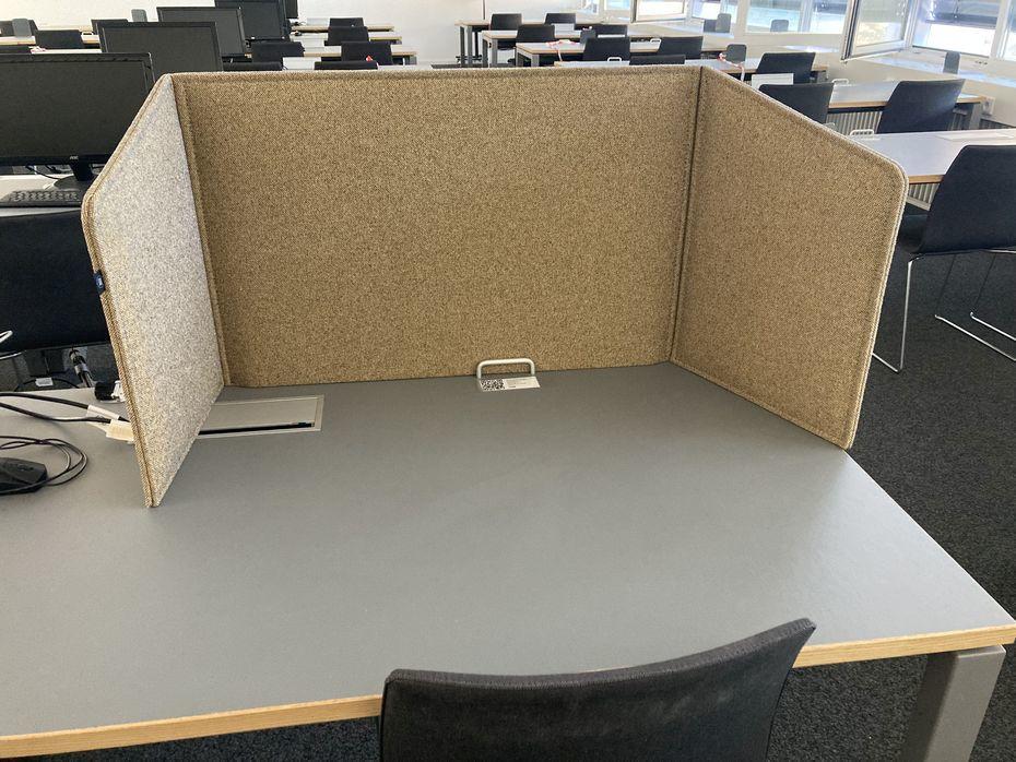 Akustik-Tischaufsatz in der Bibliothek Rechtswissenschaft