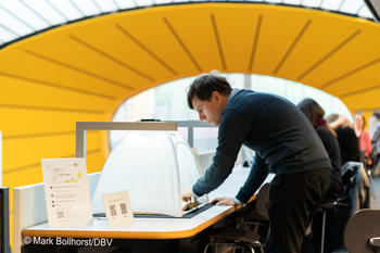 Scanzelt in der Philologischen Bibliothek