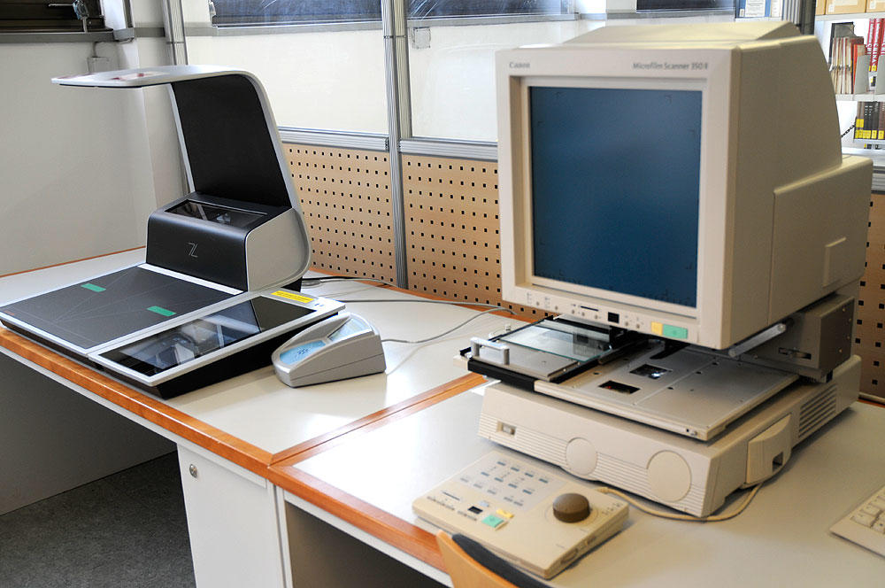 Scanner im Lesesaal der Universitätsbibliothek