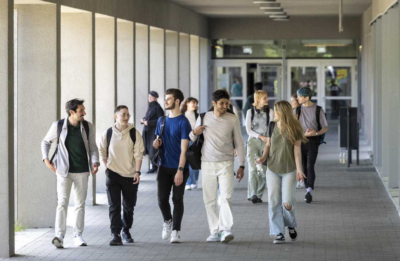Student life on campus at Freie Universität Berlin.